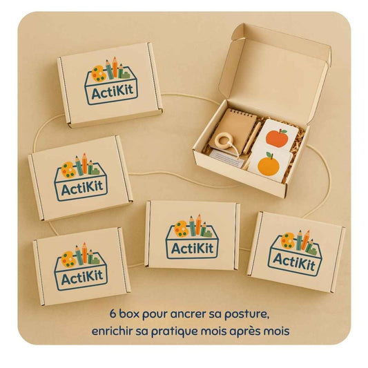 Box ActiKit 6 mois avec activités éducatives variées pour assistant(e) maternel(le), matériel fourni et livret illustré